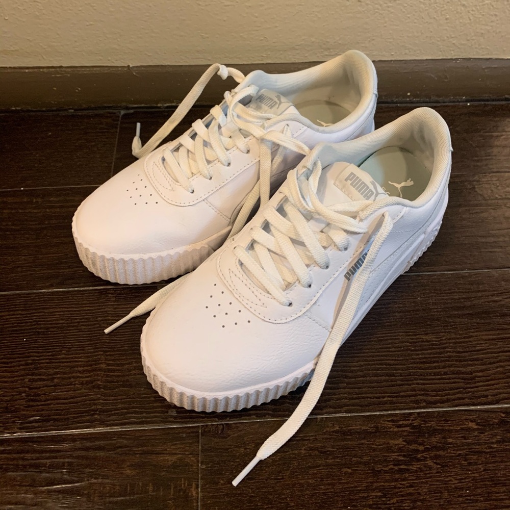 Puma Carina Sneakers - Women’s White